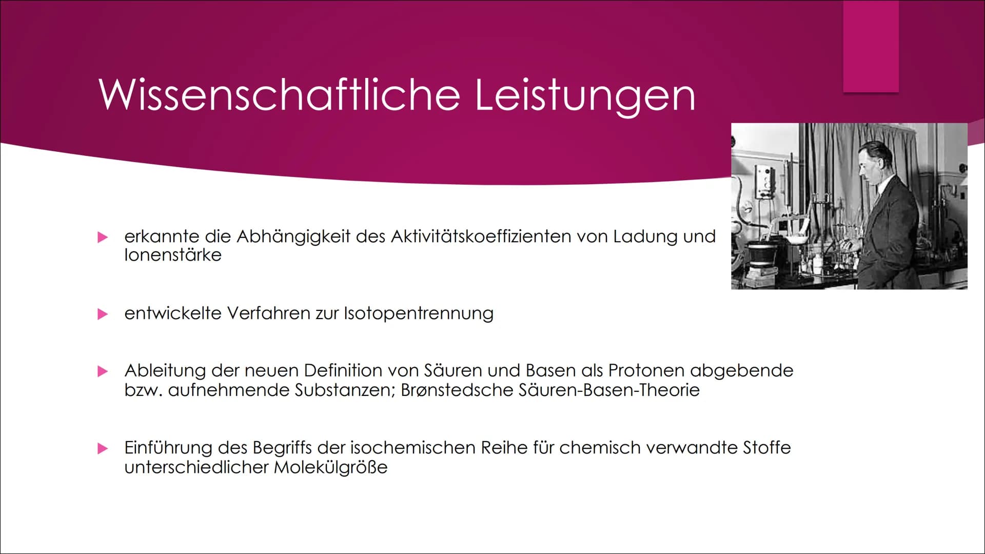 
<p>Johannes Nicolaus Brønsted war ein dänischer Physikochemiker, der sich auf die Physikalische Chemie und die Thermodynamik spezialisiert 