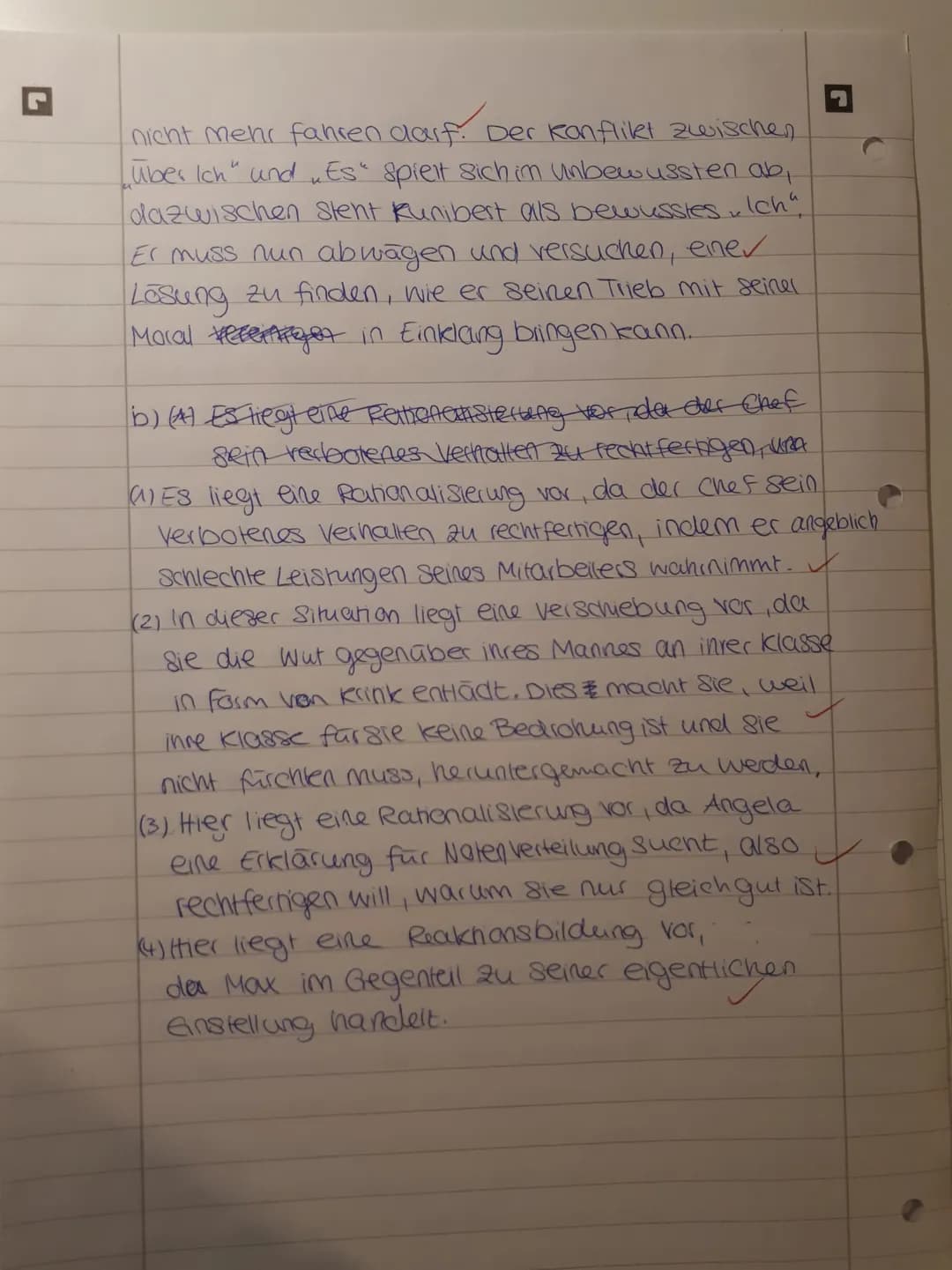 1. Unterrichtsnote:
Aufgabe 1: Wahrnehmung
Viel Erfolg!
a) Erklären Sie aus wahrnehmungspsychologischer Perspektive, warum die meisten Mensc