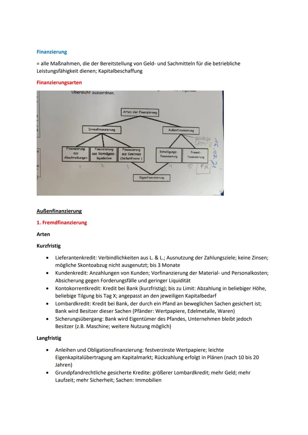 Investition und Finanzierung
In der Bilanz:
●
Vermögen = Mittelverwendung -> Investition
Kapital Mittelherkunft -> Finanzierung
Investition
