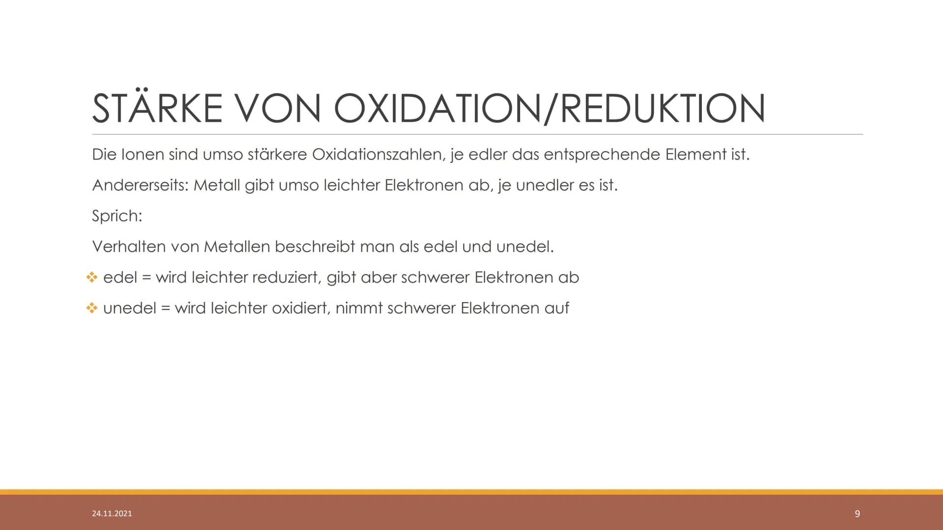 REDOX-REAKTIONEN
HILFESTELLUNGEN
24.11.2021
HOFER, 3A
1 WAS SIND REDOXREAKTIONEN?
Elektronenübertragungsreaktionen sprich: bei diesem Thema 