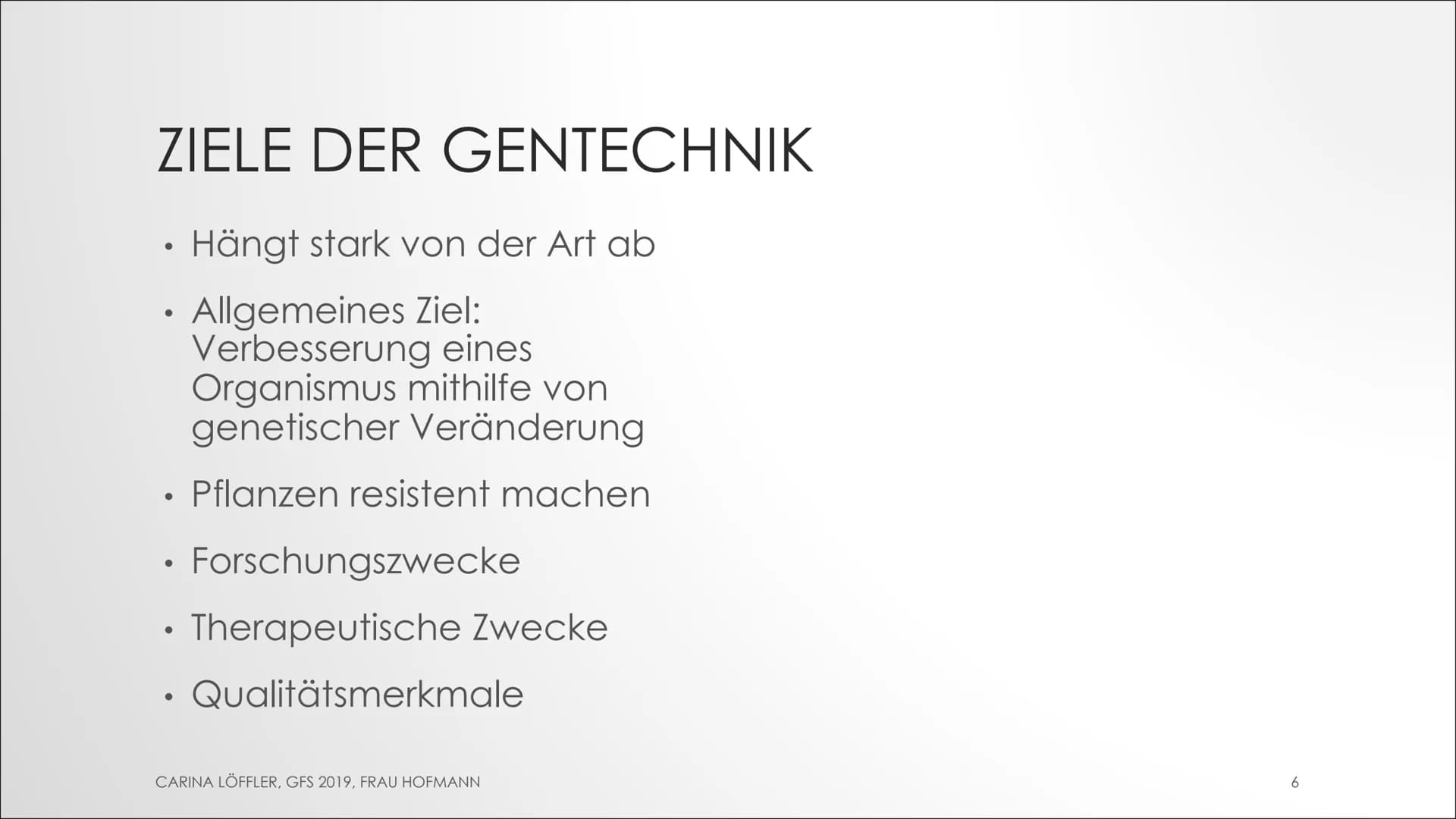 GENFOOD
GENTECHNIK
GFS Biologie
AM BEISPIEL VON LEBENSMITTELN INHALT
.
Definition
Arten von Gentechnik
Ziele der Gentechnik
Zeitliche Entwic