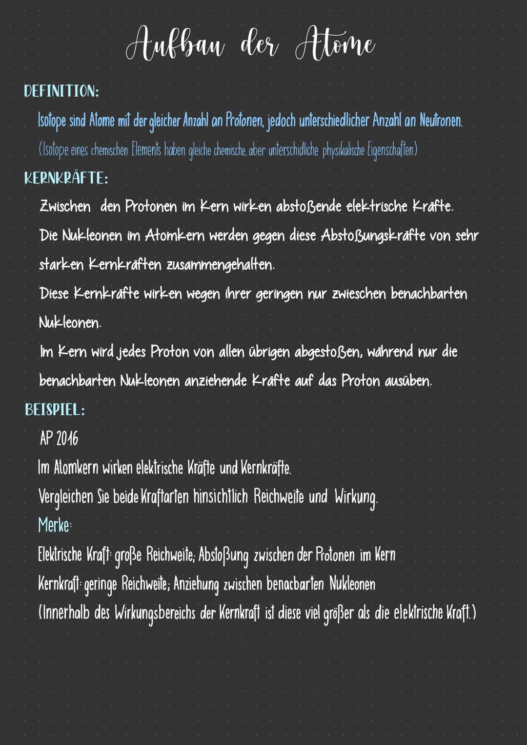 In jedem radioaktiven Körper zerfallenen Atomkerne.
Dabei entstehen letztendlich stabile Kerne. Die Kerne zerfallen jedoch nicht gleichzeili