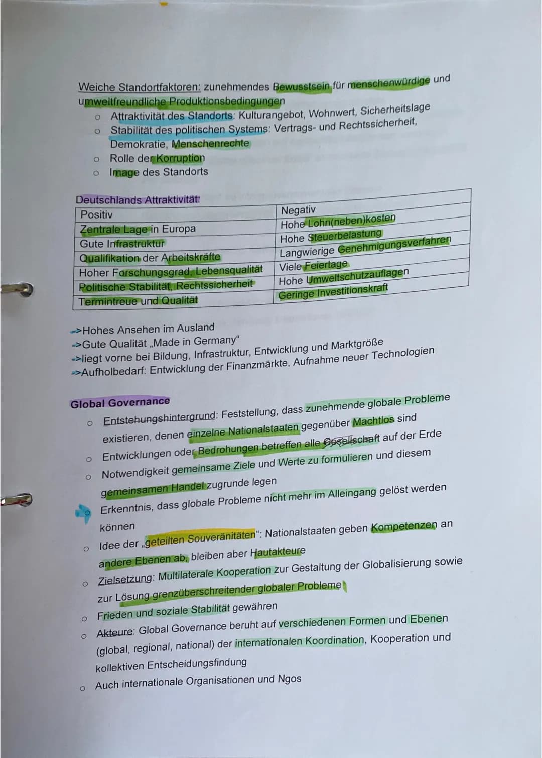 Globalisierung
Definition: Prozess einer weltweiten Verflechtung von Staaten, Märkten, Gütern,
Kapital, Informationen und Menschen und Entst