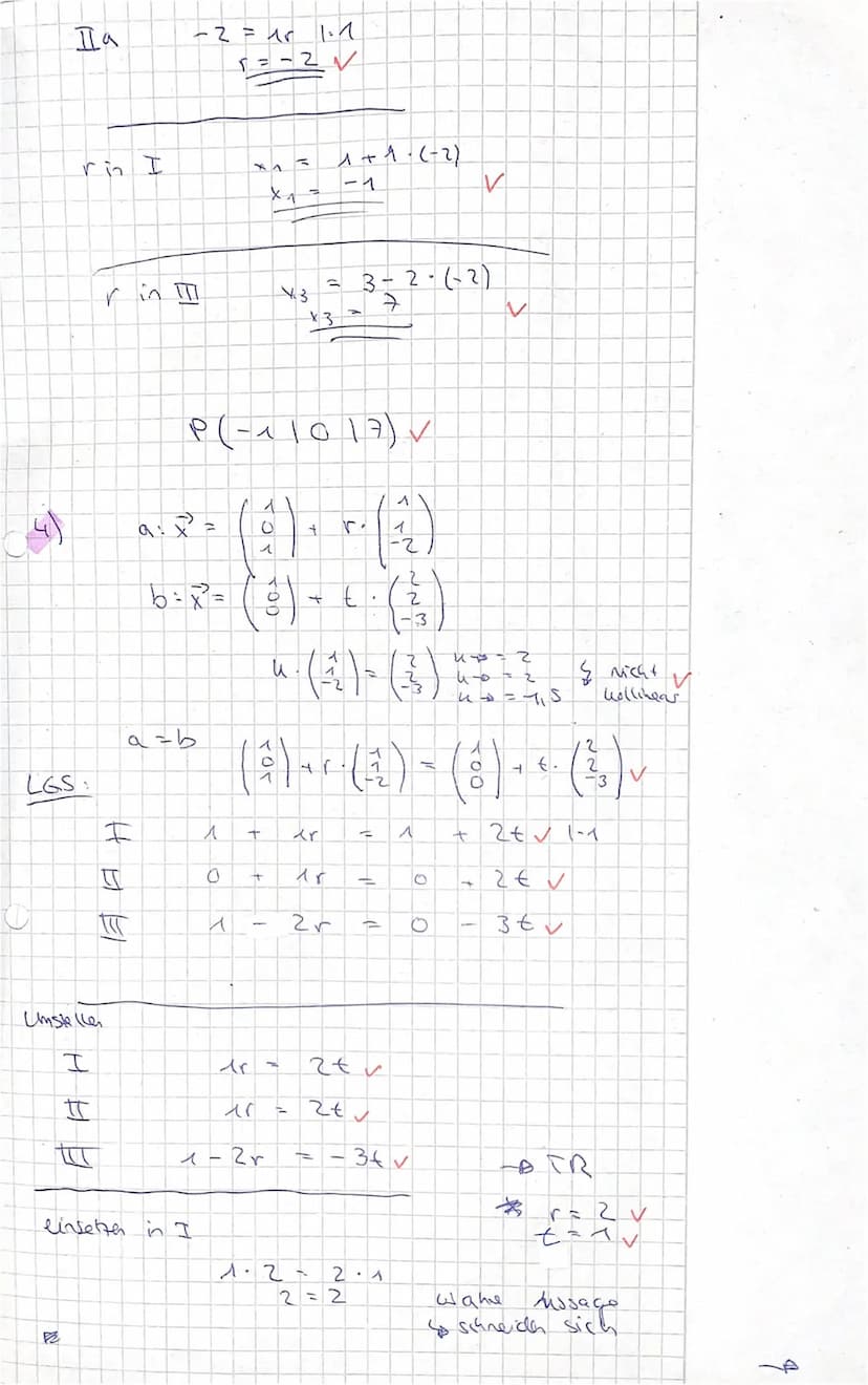 GK Mathematik
Achten Sie auf nachvollziehbare Rechenwege!
1. Gegeben ist das Dreieck ABC mit den Eckpunkten A(4 | 5 | 3), B(-1|3|-4) und C(3
