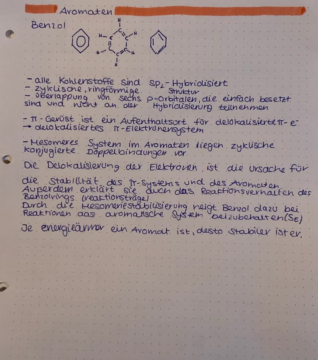 Farbstoffe L
Farbstoffe
Licht und Energie
• Licht = Teil des
elektromagnetischen Spektrums
Radiowenen, Mikrowellen, infrarotstrahlung, Ultra