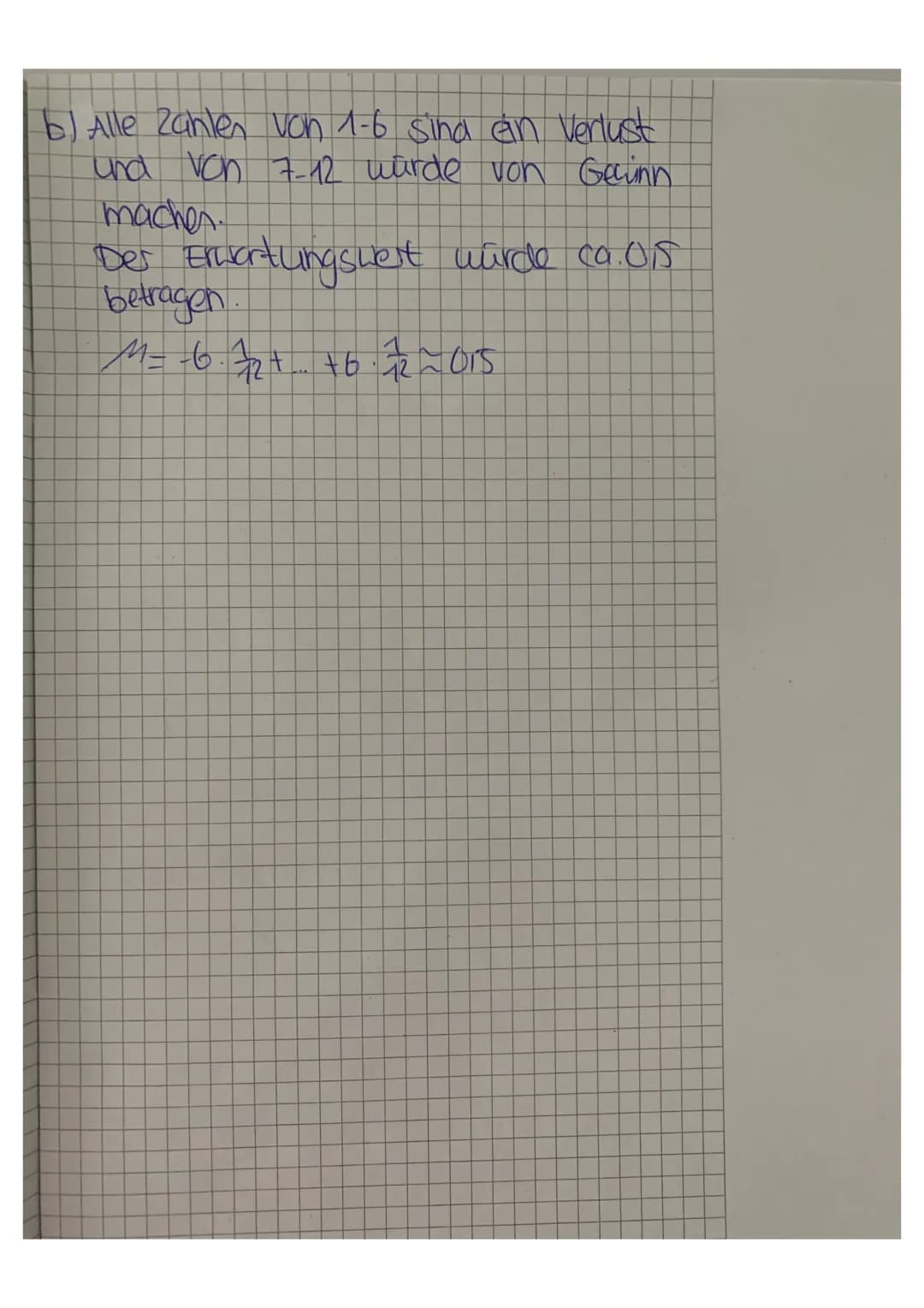 
<p>Die Wahrscheinlichkeitsverteilung einer Zufallsgröße kann mithilfe einer Formel oder einer Tabelle berechnet werden. Ein Beispiel dafür 