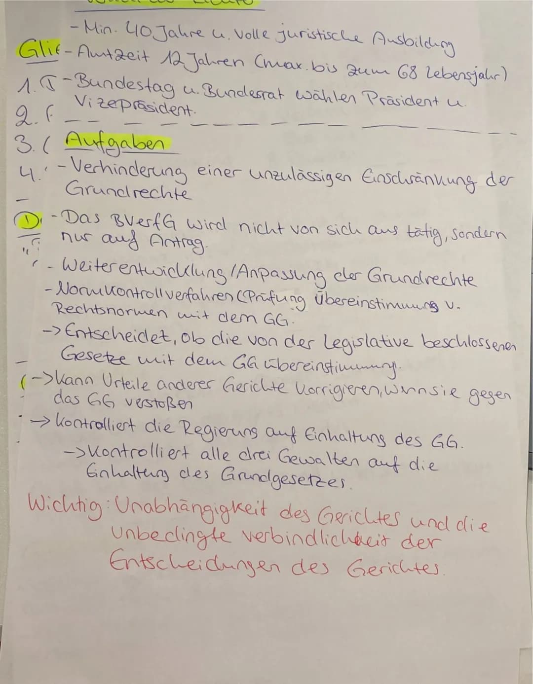 Das Bundesverfassungsgericht
Gliederung
1. Definition
2. Allgemein
3. Geschichte
4. Zusammensetzung
5. Wahl der Richter
6. Aufgaben
7. Verfa
