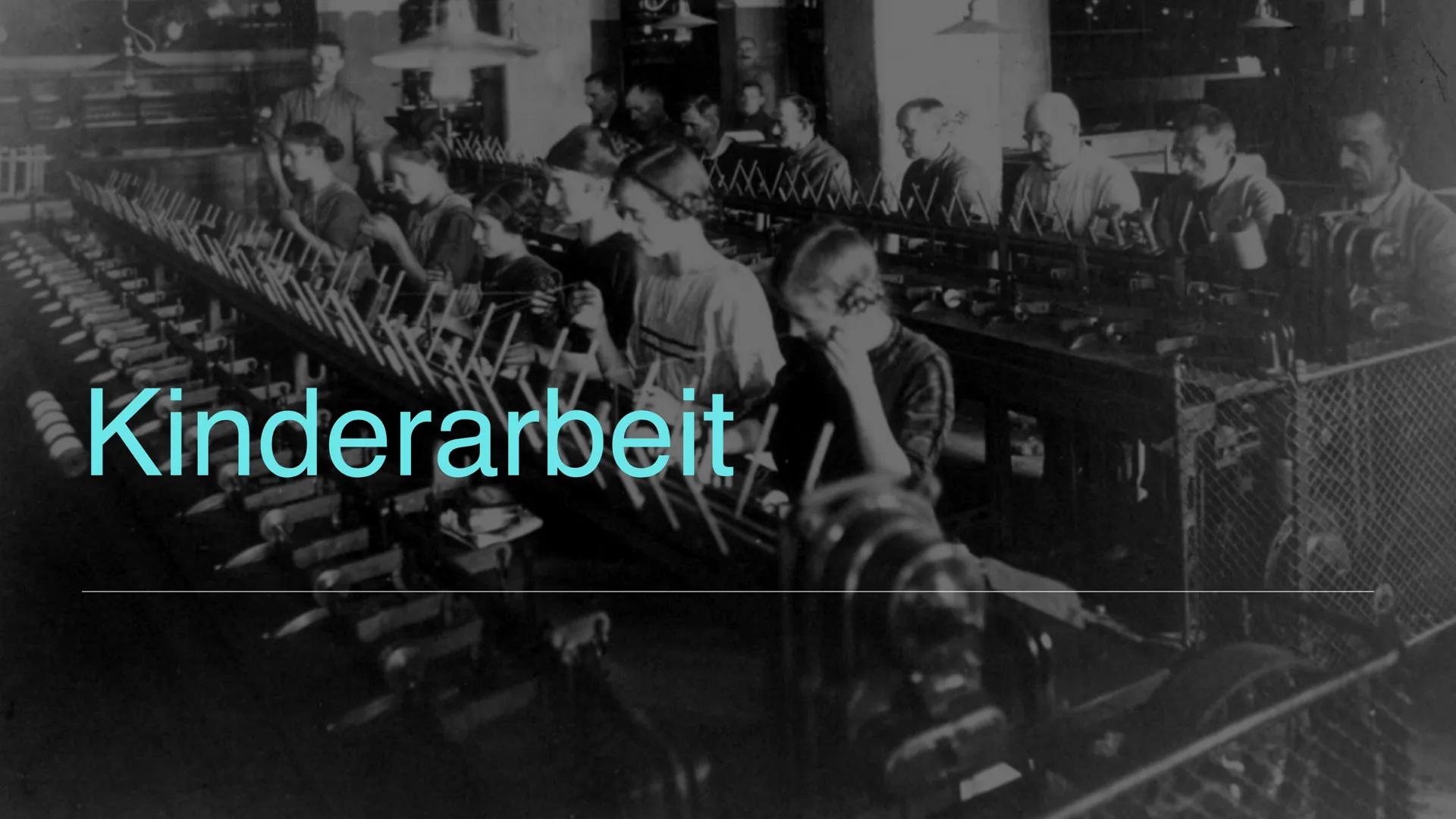 Tale
Kinder und
und
Jugendliche während
der Industrialisierung
Eine PowerPoint Präsentation von Mia, Julia & Hanna Gliederung
01
02
Industri