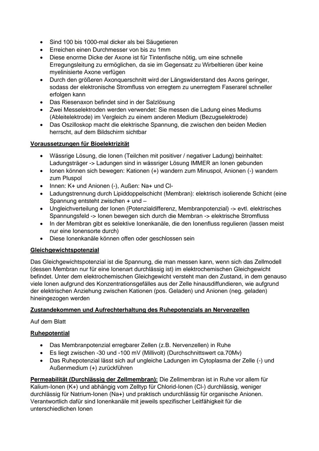 Q1
Prokaryoten und Eukaryoten
Prokaryoten
Biologie Leistungskurs Abitur 2021
●
Ringförmige DNA, ohne Kernhülle
und ohne Proteine, haploid
• 