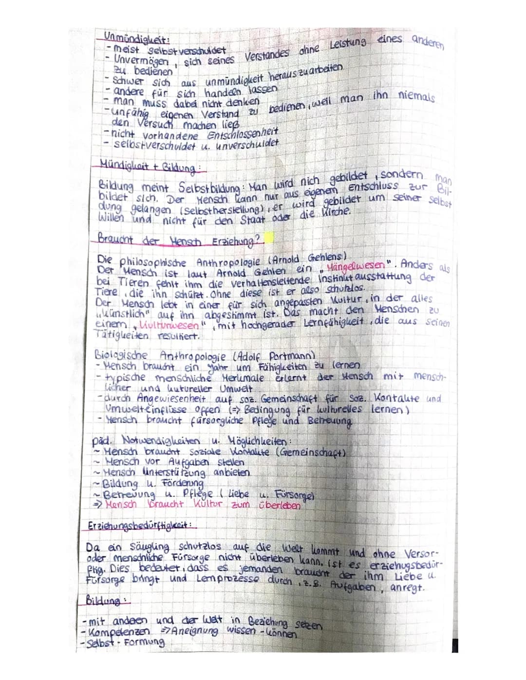 o PADAGOGIK
1
Erziehungsbegriff
Erziehungsbegriff nach Beyer:
Erzieherisches (pädagogisches) Handeln ist der komplex bedingte Ver-
Such eine
