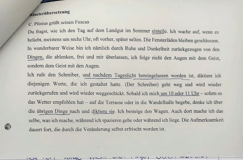 3
6
9
Franziskanergymnasium Kreuzburg
E2L1 (CIA)
Name:
1. Übersetzung
(M.^^)
10 20.06, 101.3
Im folgenden Briefauszug bietet Plinius eine ge