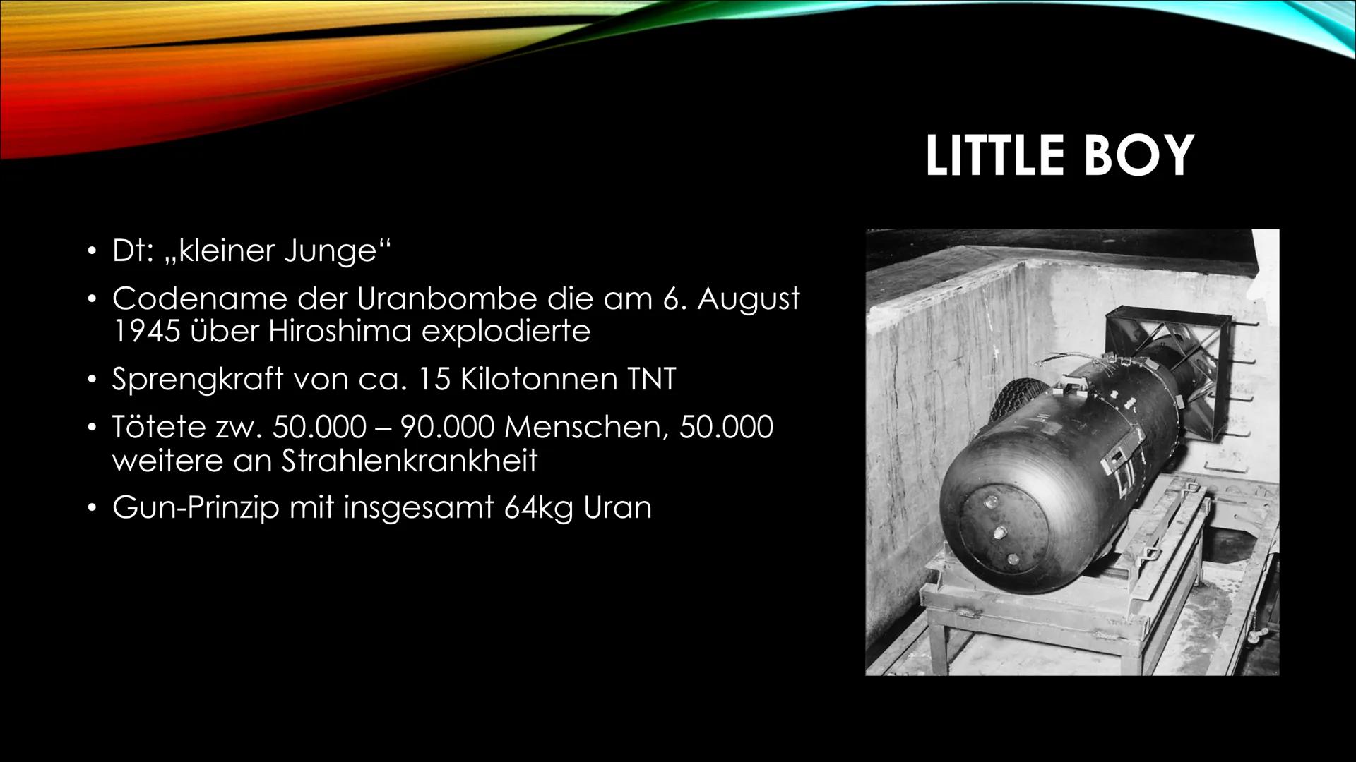 Atombomben ATOMBOMBEN ●
●
Strahlung
ATOMWAFFE WAS IST DAS?
Auch Kernwaffen oder Nuklearwaffen genannt
Explosion beruht auf atomaren unkontro