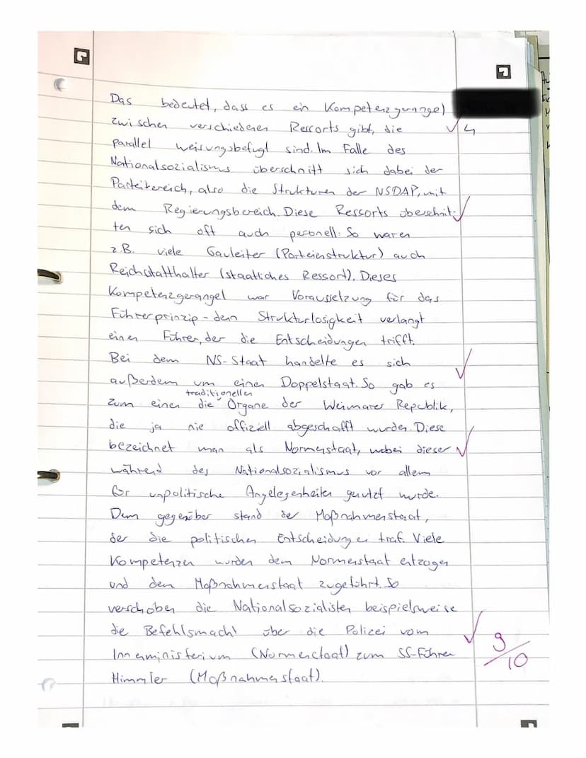 JIA
1. Skizzieren sie die
wirtschaftliche und innenpolitische
Situation in der Endphase der
Weimarer Republik.
2.1 Quellenarbeit, Rede von
G
