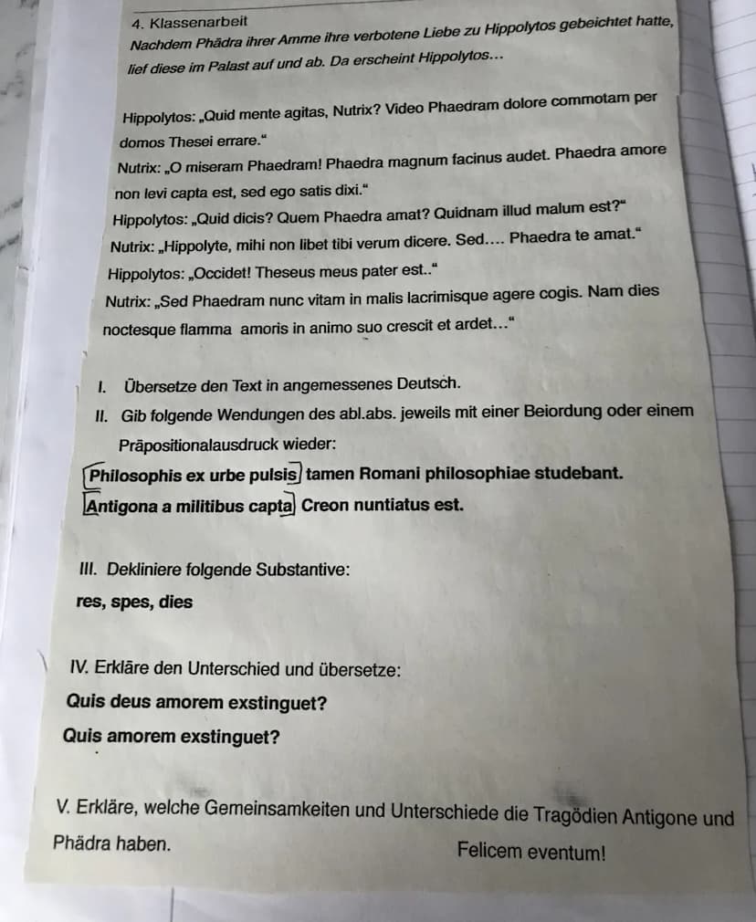 I 17.~ Ser gut
Sels
I 22 P/ 23 P. ~ sehr gut 6)
(a)
-7 sehr gut
Berichtigung der 2. Lateinarbeit:
Hippolytos ruft: Sie wird untergehen!
Thes