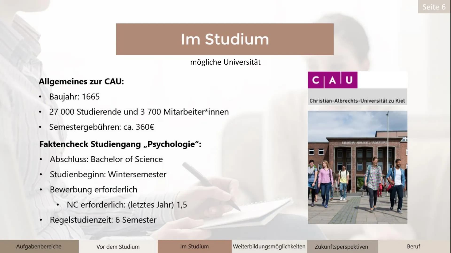 Der Beruf des/der
Psychotherapeuten/in
Q1
Luise
Seite 1 1 Aufgabenbereiche
3
6
Gliederung
7
Vor dem Studium
Im Studium
5 Zukunftsperspektive