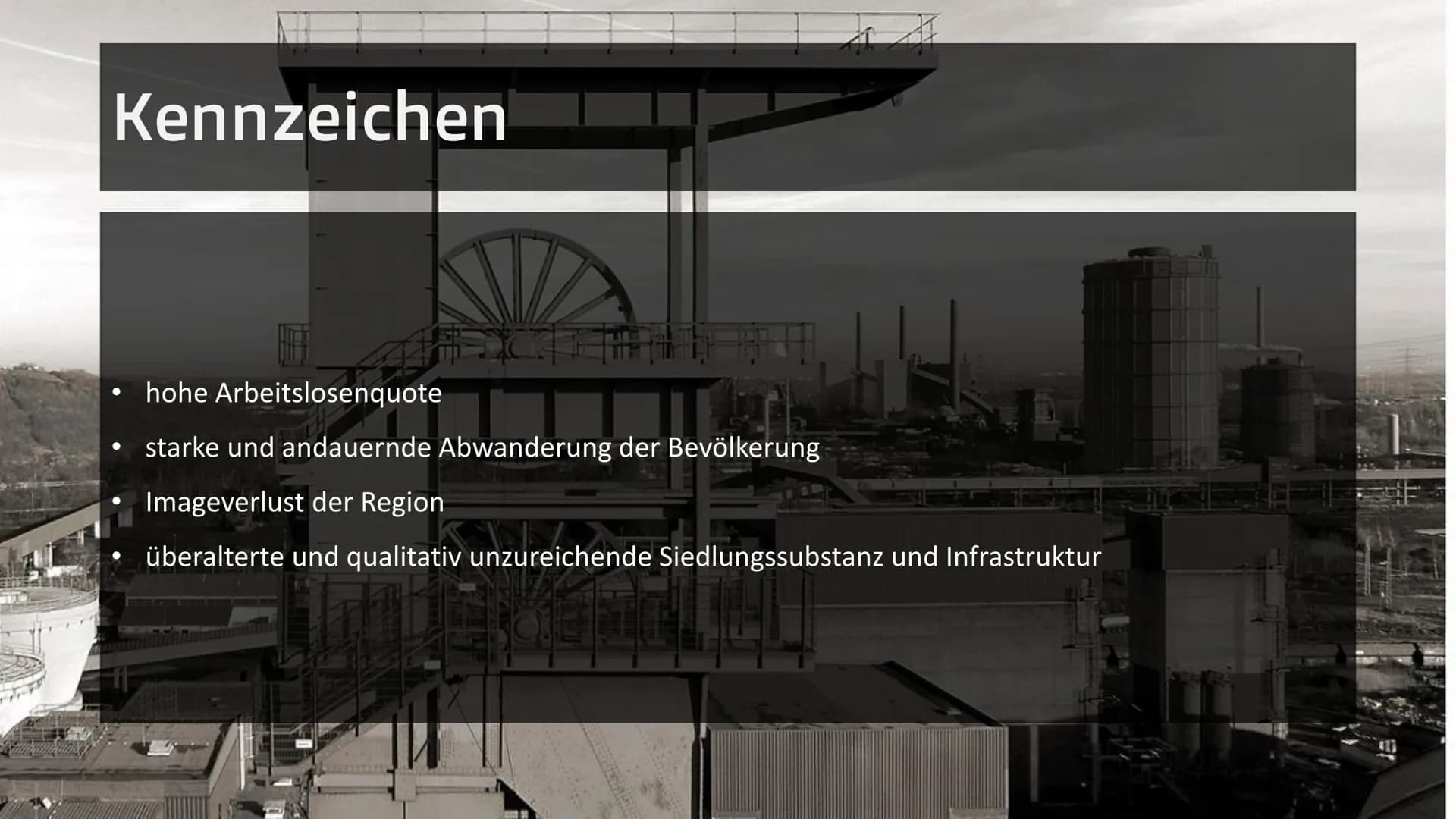 Altindustrie Europa:
Das Ruhrgebiet
Elisabeth Lisa Atapin
picture-alliance/dpa Elisabeth Atapin
Altindustrie in Europa
1. Standorttheorie vo