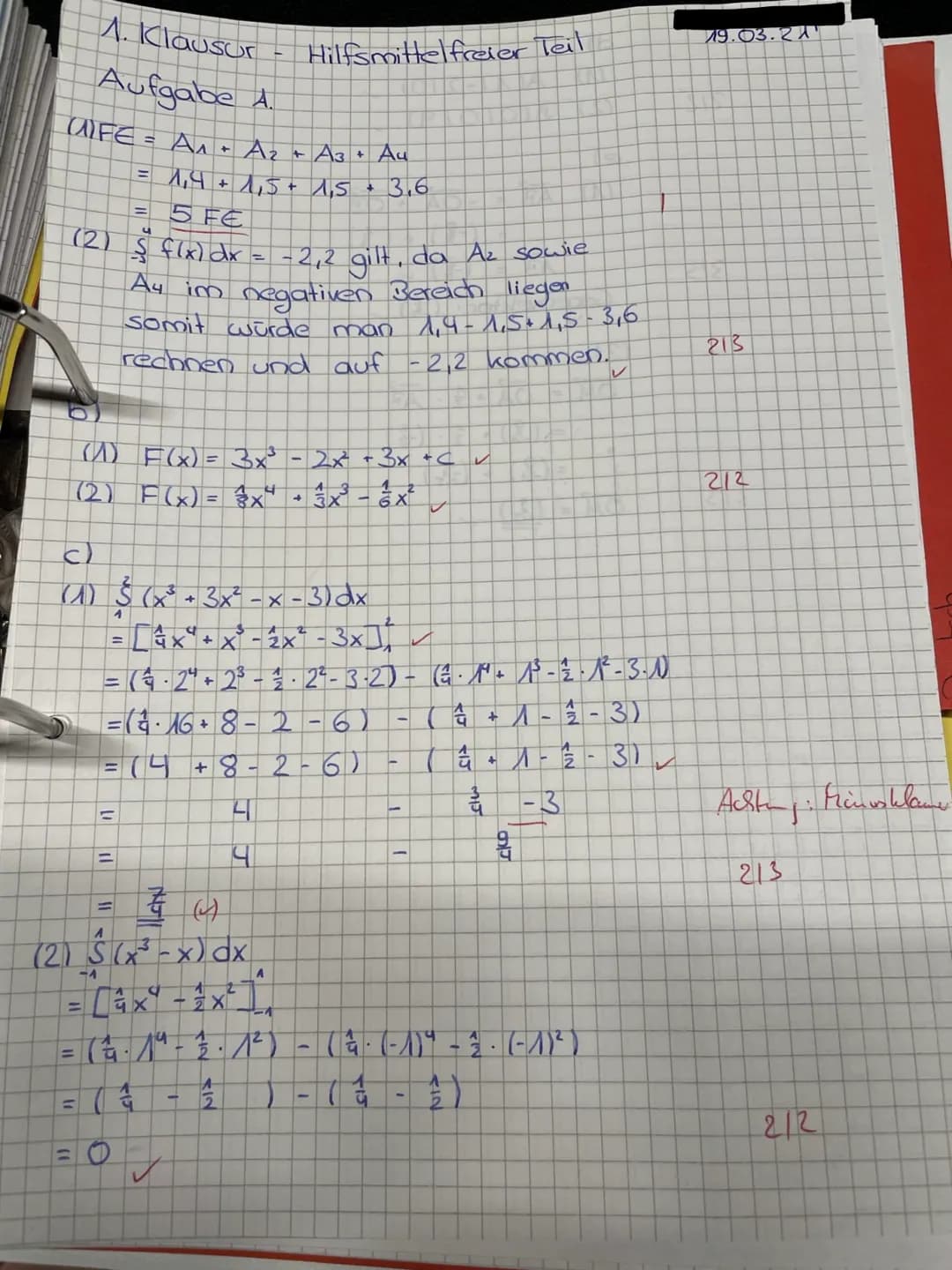 19.03.2021
Name:
(2)
Aufgabenstellungen:
a) In Abbildung 1 ist der Graph der
Funktion f gegeben.
(1)
1. Klausur
Mathematik, Grundkurs
Prüfun