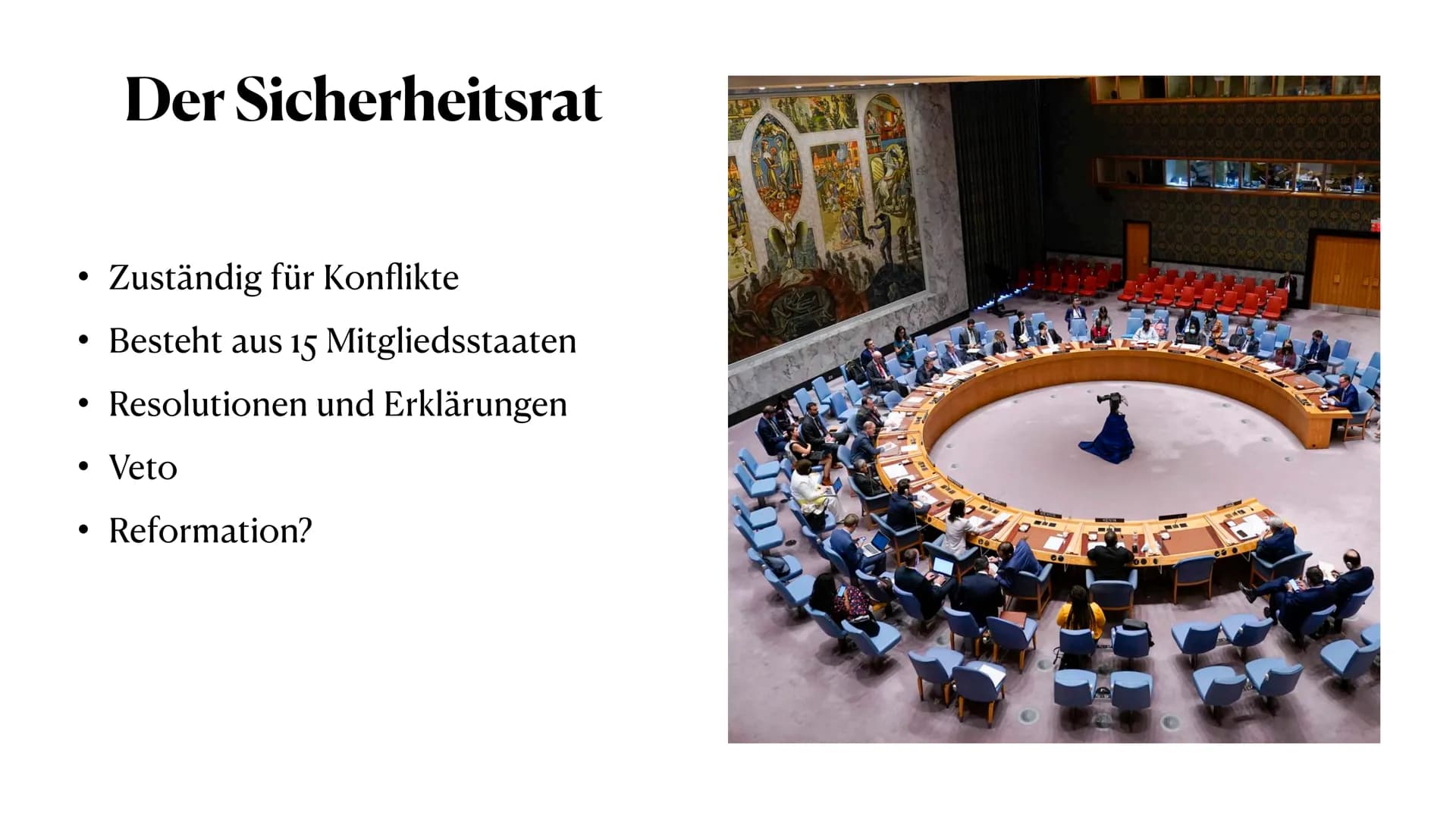  Die UNO
Aufbau, Aufgaben und Probleme der UNO
Lenja, Mia, Pia, Melisa, Sali Was bedeutet eigentlich
UNO? ●
●
●
Inhalt
Der Aufbau der UNO
Di