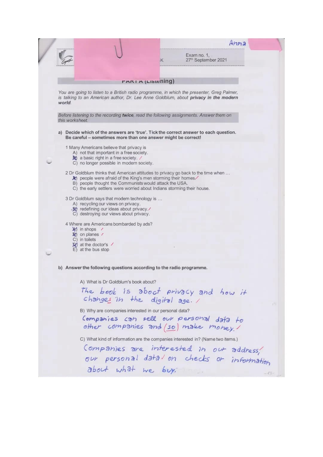 Name:
Comprehensio
Analysis
Evaluation
2
Anna
Der Prüfling...
1 formuliert einen passenden Einleitungssatz (Textsorte, Titel, Autor, Jahr, T