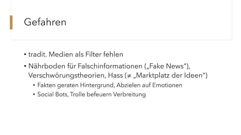 Soziale
Medien
Gefahr oder Chance für die
Demokratie? 1. Neuerungen
●
●
●
●
●
●
2. Chancen
●
Algorithmen ermöglichen zielgerichtetes Anzeige