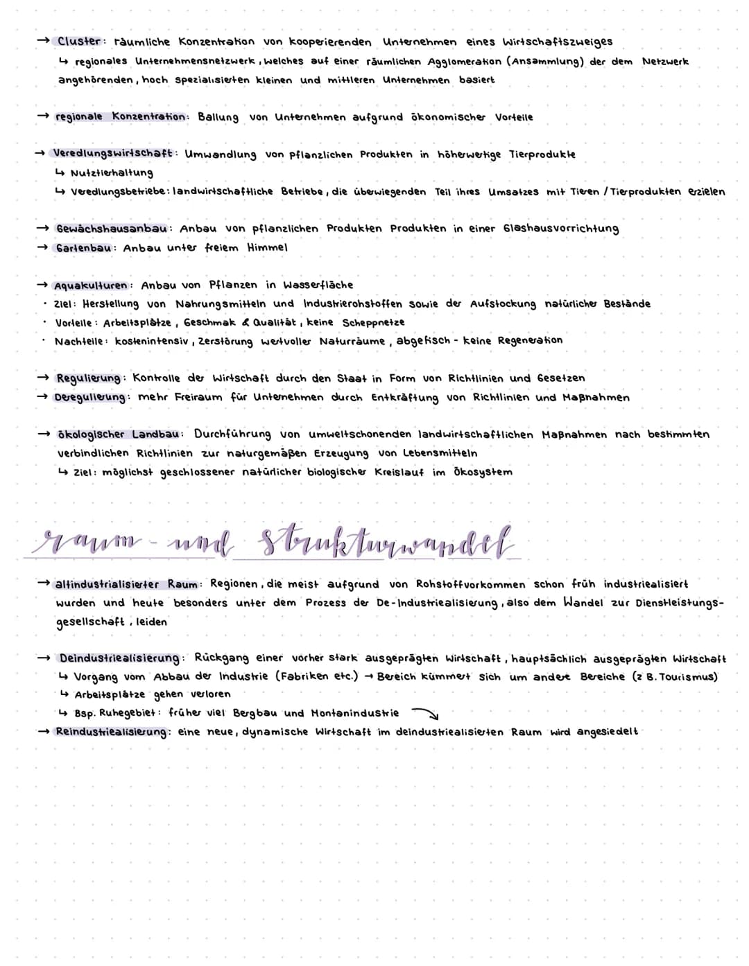 bedeutungswandel von
Standortfaktoren.
STANDORTFAKTOREN
4
Definition: Eigenschaften und Kriterien, die bei der Standortwahl eines Unternehme