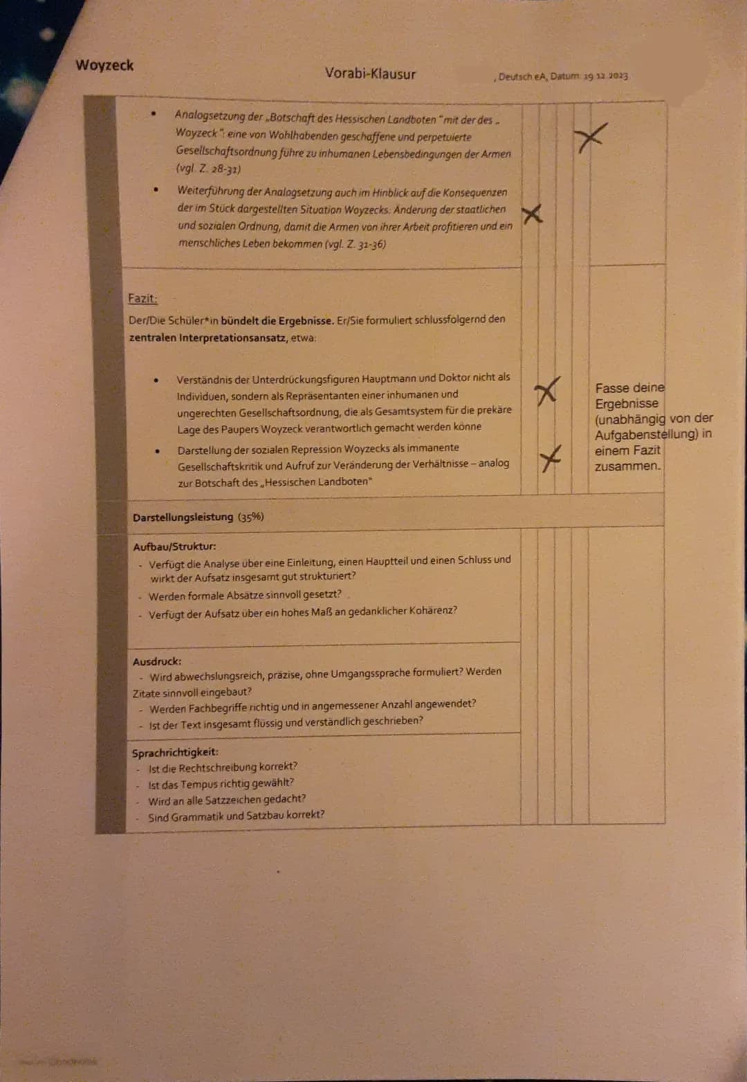 Klausur unter Abiturbedingungen (315 Minuten)
Name:
Hinweise:
Lesen Sie zunächst die bereitstehenden zwei Aufgaben ,,Woyzeck"
und ,,Lyrik" g