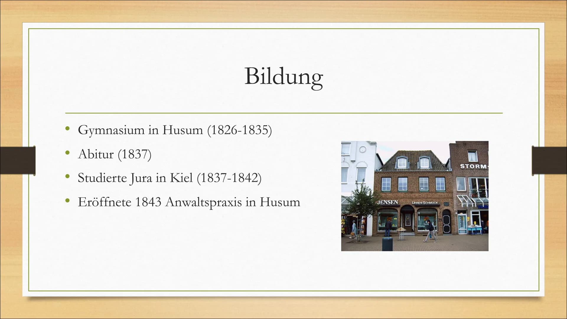 Theodor Storm
und seine Werke ●
●
Grundinformationen
Familie
Bildung
Weiteres Leben
Die Bekanntesten Werke
Gliederung • Name: Hans Theodor W