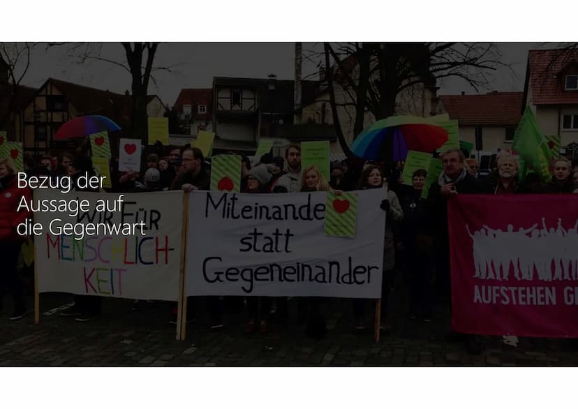 Buchvorstellung
The Hate U Give"
Alina Totzke & Luise Hamsch, 9c Gliederung
• Inhaltsangabe (mit
Personenplan)
• Präsentation einer Textstel
