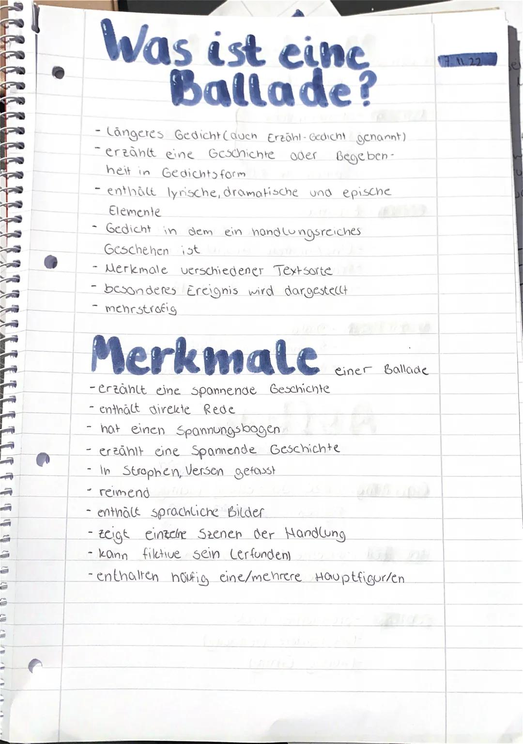 Was ist eine
Ballade?
- Cângeres Gedicht (auch Erzähl-Gedicht genannt)
- erzählt eine Geschichte oder
Begeben-
heit in Gedichts form
- enthä