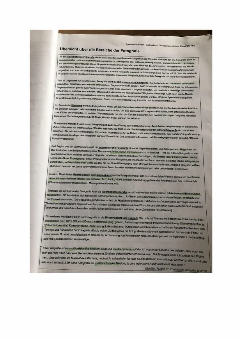 Aufbau einer Fotoanalyse
1. Einleitung: Künstler, Titel, Erscheinungsjahr, format, evtl. auch Breich der Fotografie
2. Inhaltsangabe
O Was s