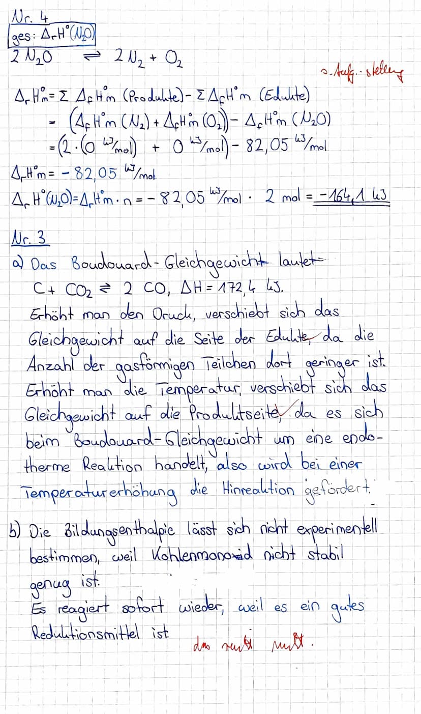 2. Klausur Chemie (LK)
Name:
Kurs-nr.:
Aufgabe 1:
6a) Stellen Sie das Reaktionssymbol für die Verbrennung von Methan auf.
Dauer: 90 min
b) B