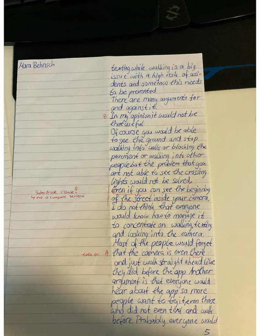 Mara Behnsch
$
D
Subordinate clause.
4 not a complete sentence
texting while walking is a big
issue with a high risk of acci-
dents and some