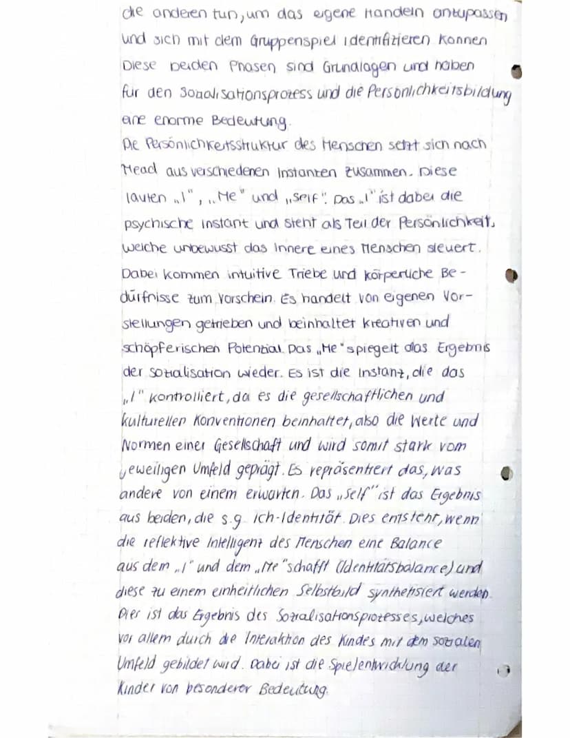 GRUNDANAHMEN
Mead - Symbolischer Interaktionismus
-Mensch als soziales Wesen, das sich durch Interaktion und zwischenmenschliche Kommunikati