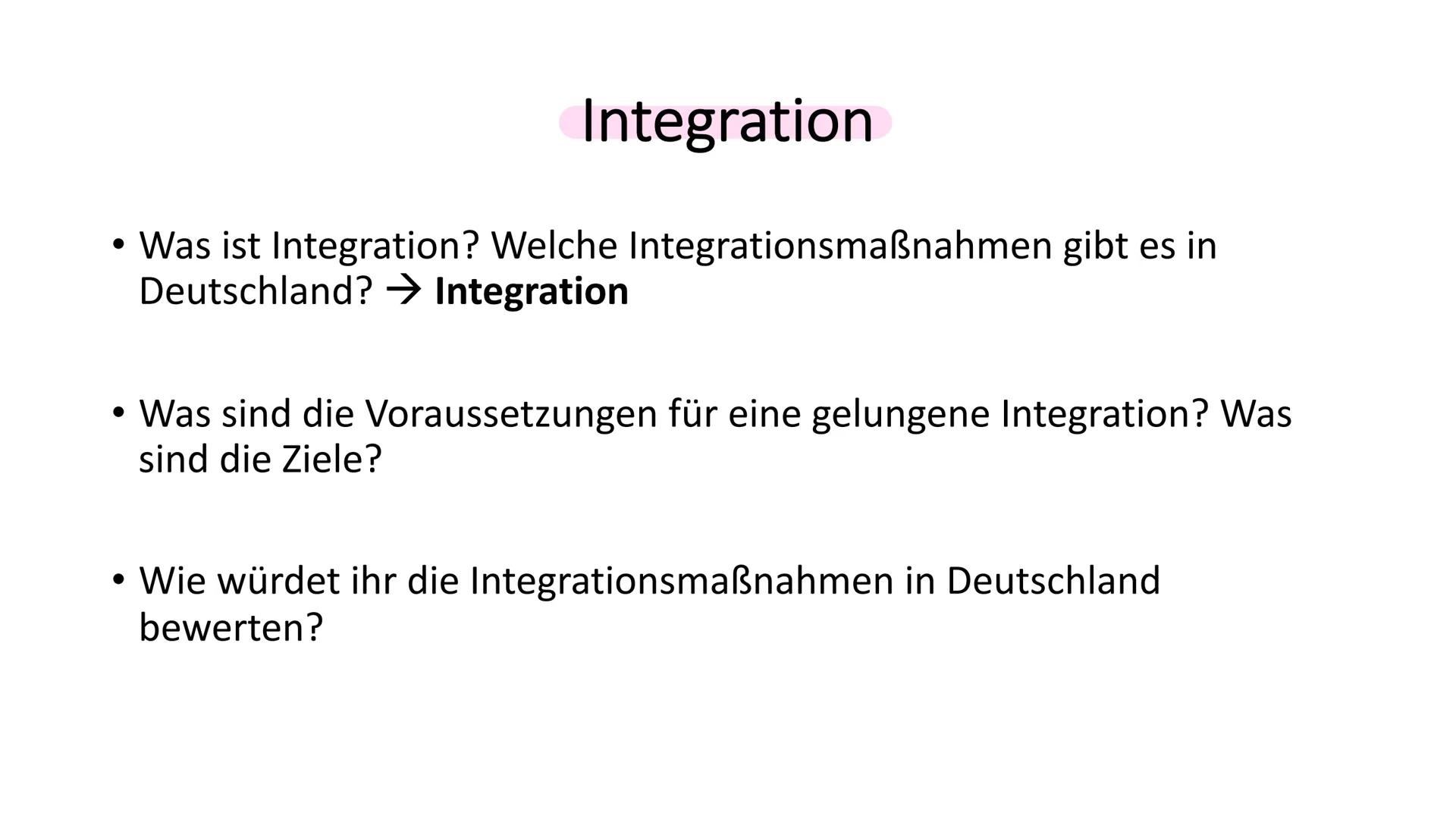 Sozialstaat
Abitur ✓ Gerechtigkeitsbegriff/ Soziale Gerechtigkeit
No
✓ • Wertewandel
✓
●
Armut
●
Demographischer Wandel
Modelle Sozialstrukt