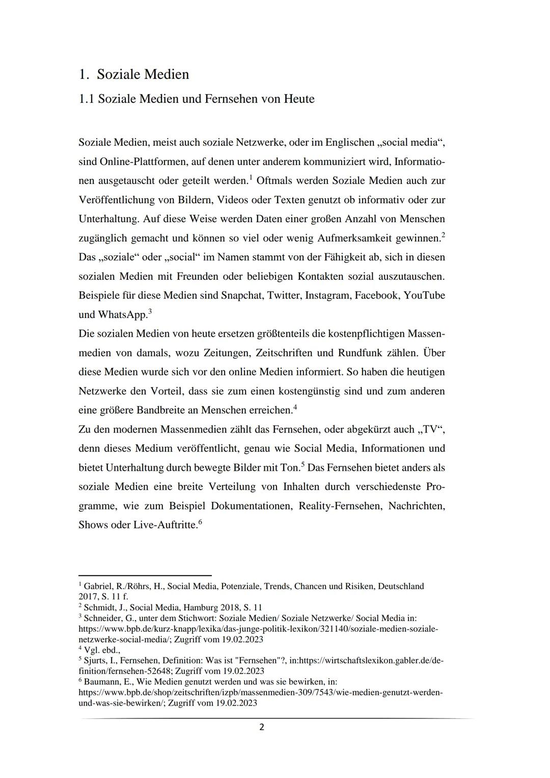 Domgymnasium liiil Verden
Die Auswirkungen Sozialer Medien und Fernsehen auf die Körper-
wahrnehmungen Jugendlicher
Facharbeit im Seminarfac