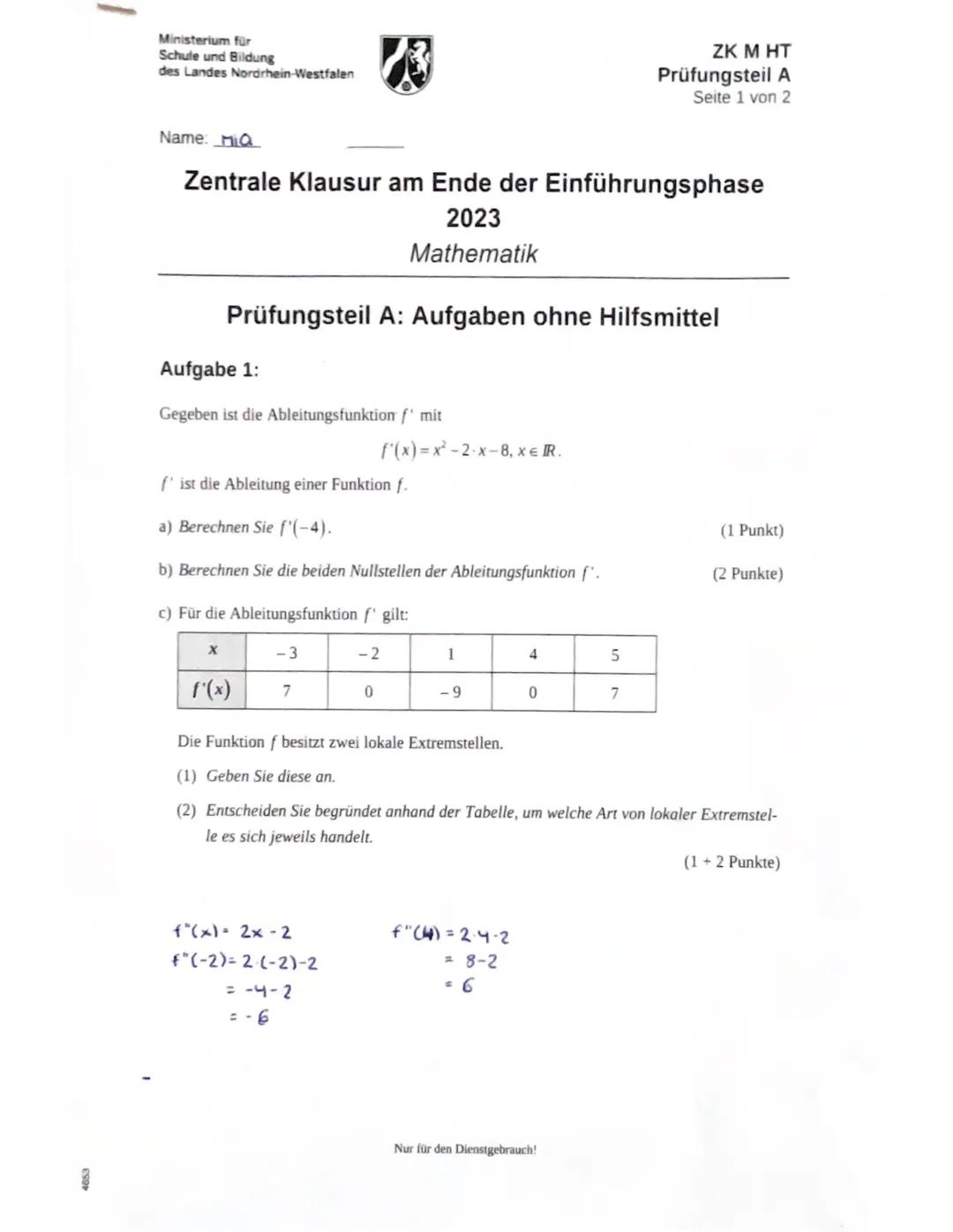 4653
Ministerium für
Schule und Bildung
des Landes Nordrhein-Westfalen
Name: MIQ
Zentrale Klausur am Ende der Einführungsphase
2023
Mathemat