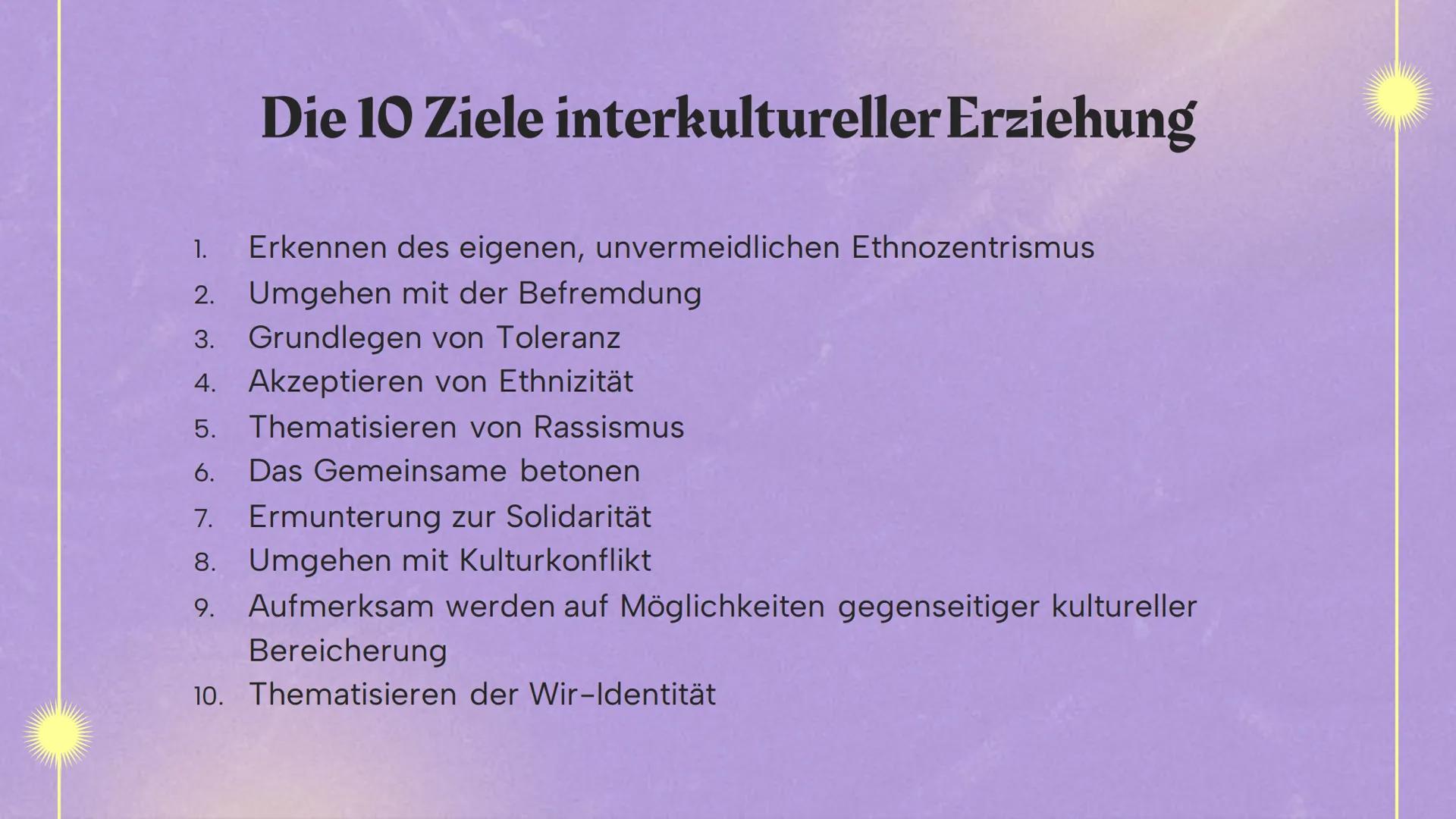 Interkulturelle
Erziehung
nach Nieke
Eine Präsentation von Angelina Cozza Interkulturelle Erziehung
•
Dient dem Aufbau interkultureller Komp