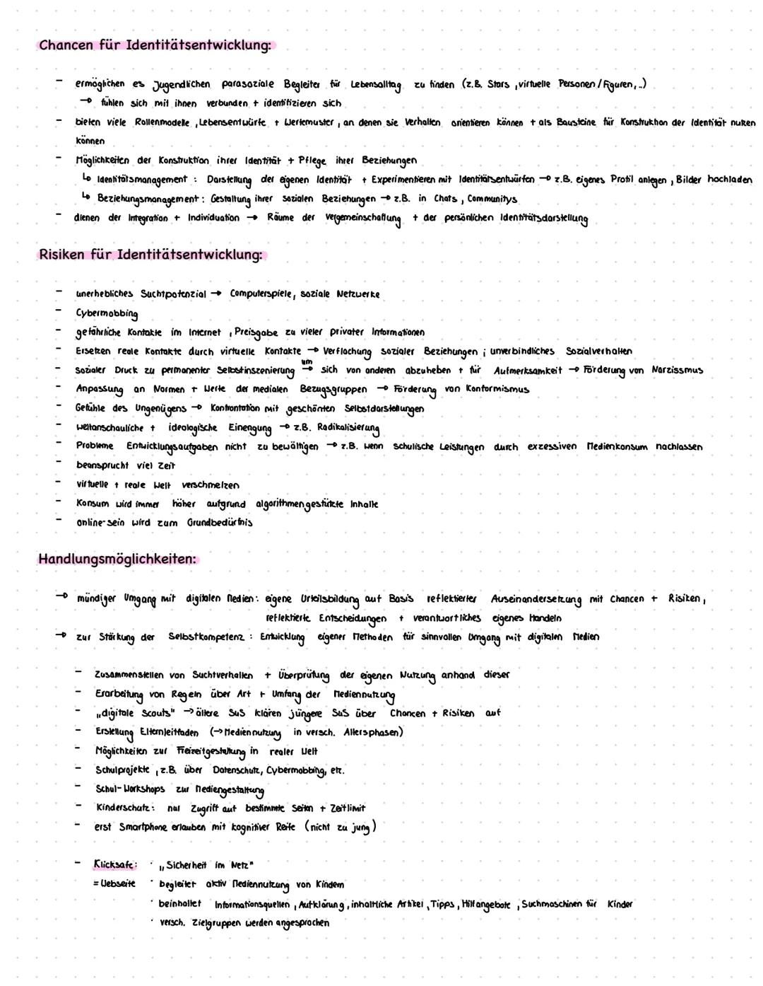 # Chancen und Risiken sozialer Netzwerke für die Identitätsentwicklung
Lo unzuweichende (dentitätsentwicklung medialen Zeitalters
Entwicklu