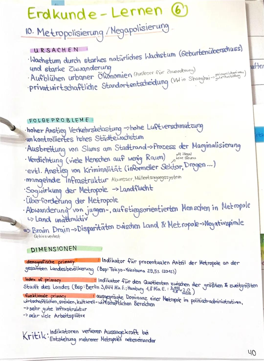 Erdkunde-Lernen ④
für 16.09.2021
2021
Thema: Stodtentwicklung
1. Grundstruktur einer Stadt
hohe Bebauungsdichte
viele Hochhäuser
00000
00000