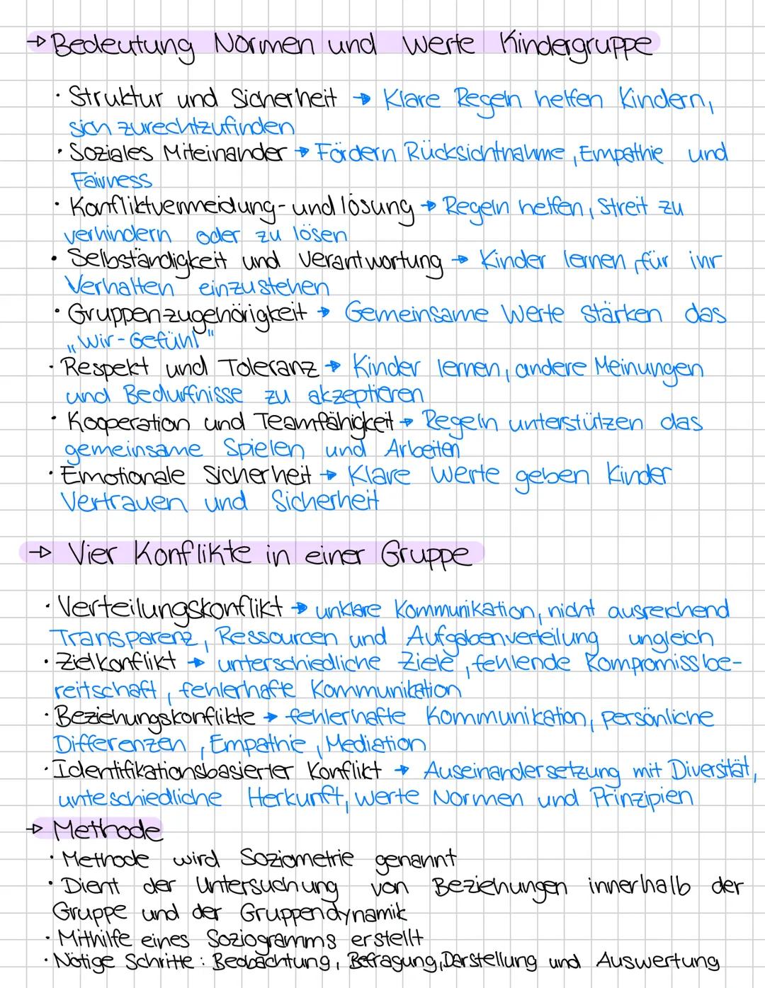 Gruppe
→Definition und Merkmale / Kennzeichen
• Eine Gruppe besteht aus mehreren Menschen,
die über einen längeren Zeitraum in Kontakt
Steh