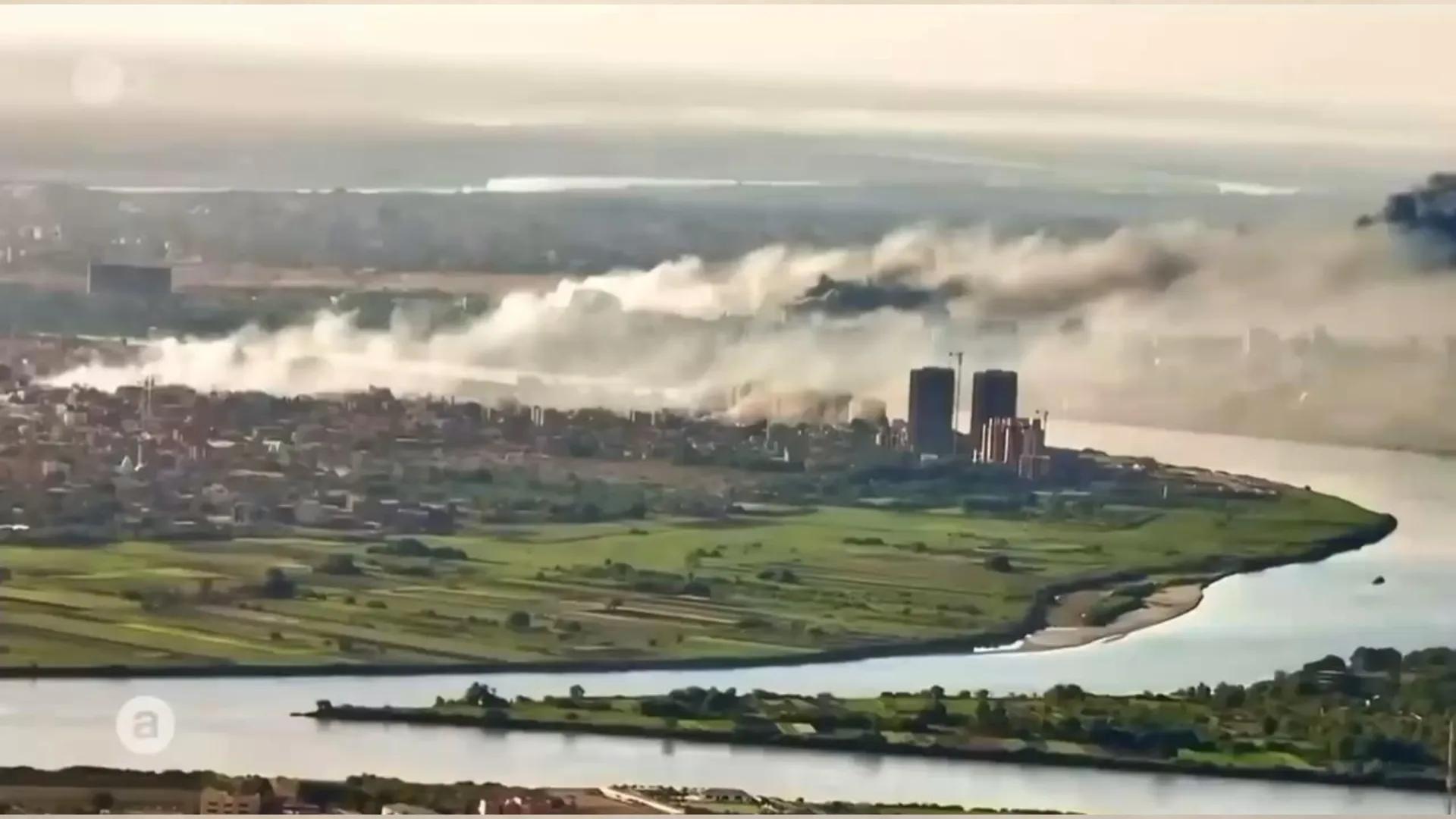 ```
``` # Der
# Sudankonflikt
Amelie Dehm # Inhaltsverzeichnis
01
Hintergrund
02
Konflikt
03
Auswirkungen
04
Karikatur
05
Internatio