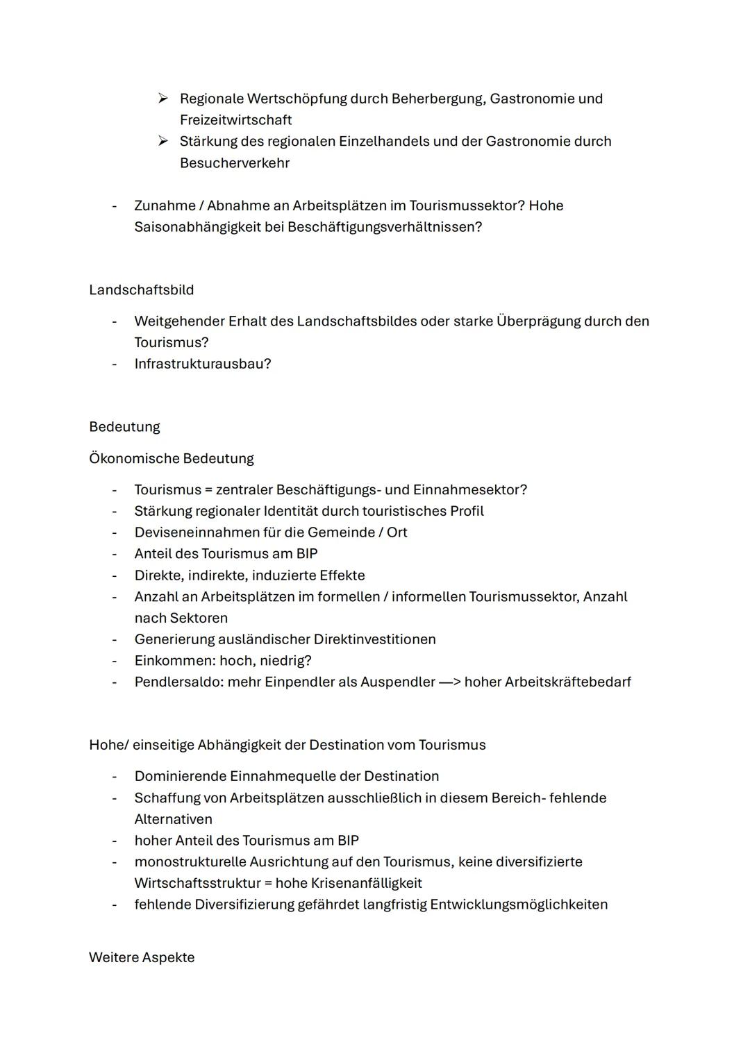 TOURISMUS
Wohlstandsunterschiede (finanzielle Disparitäten), bieten einheimische Bevölkerung
viel mehr zu verdienen und ihren Lebensstandard