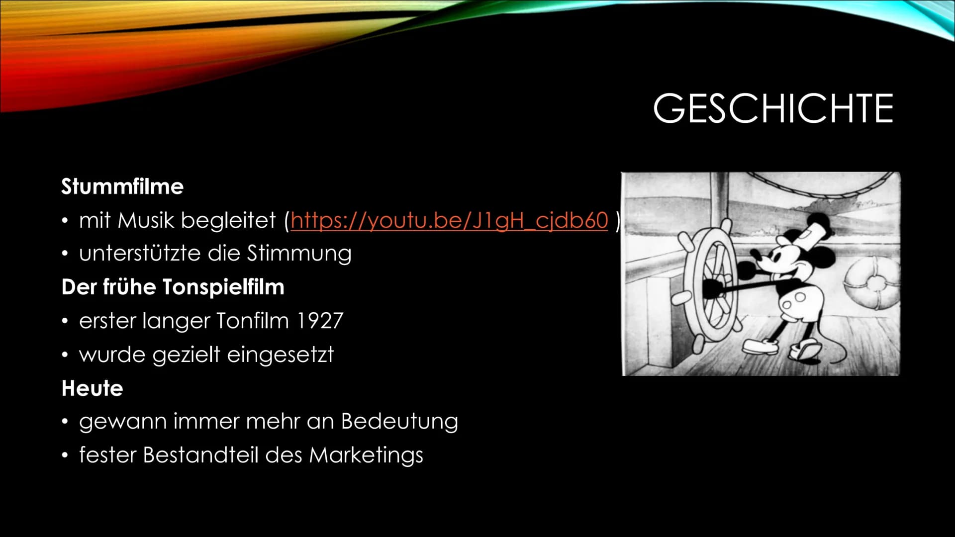FILMMUSIK GLIEDERUNG
* Allgemeines
* Geschichte
* Techniken
* Wirkung von Filmmusik
* Hans Zimmer
* Klaus Badelt
* John Williams # ALLGEMEIN