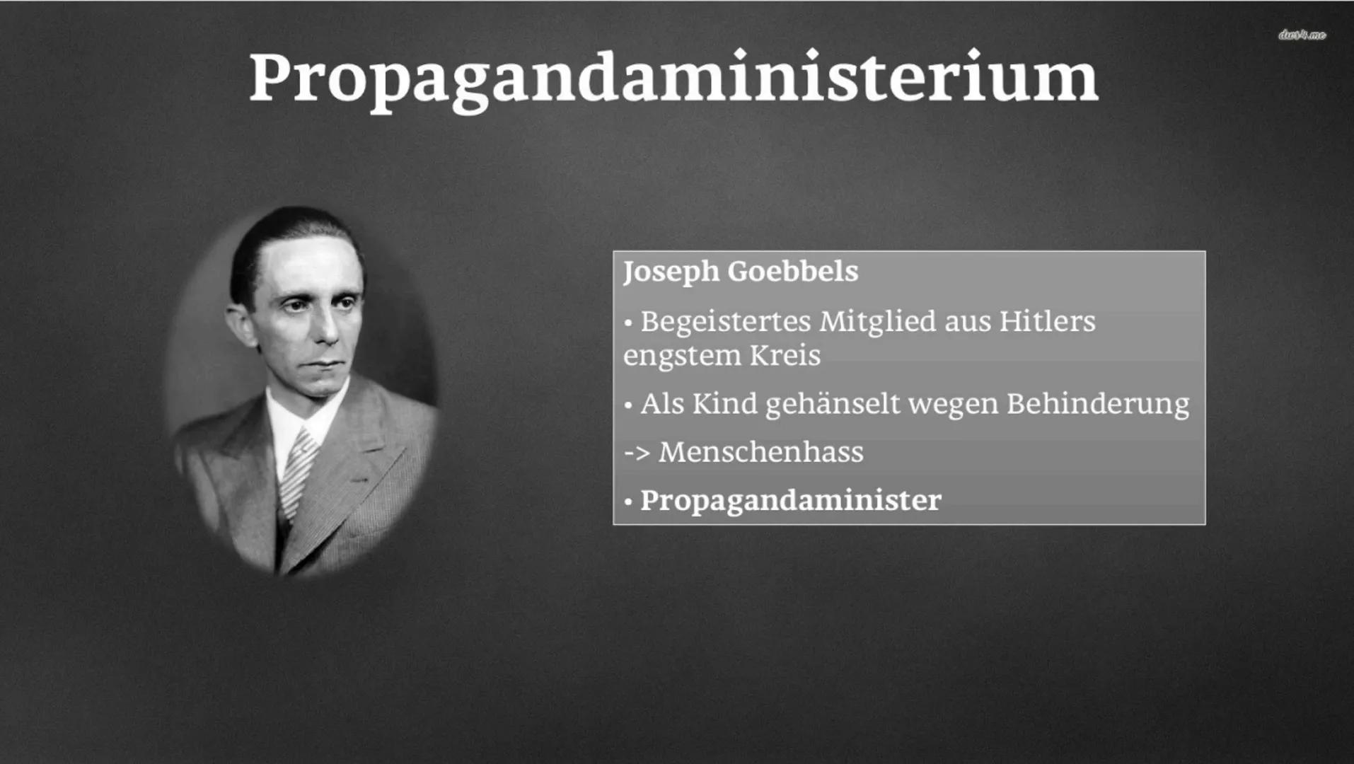 NS-Propaganda
Celine, Nicole, Luca, Oliver, Adenisa
3 ●
●
Definition
Inhaltsverzeichnis
Propagandaministerium
- Joseph Goebbels
- Aufgaben
-