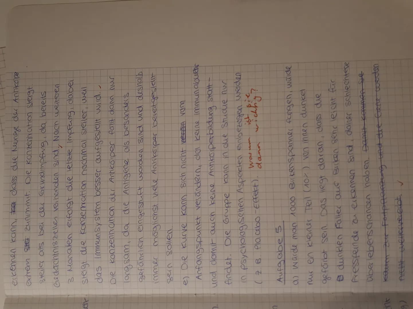 # Klausur 1 -K2
## Aufgabe 2
a) Ringelblume - Bild 1
b) Echte kamille - Bild 2
## Aufgabe 3
a) Es handelt sich um einen Virus, da die DNA