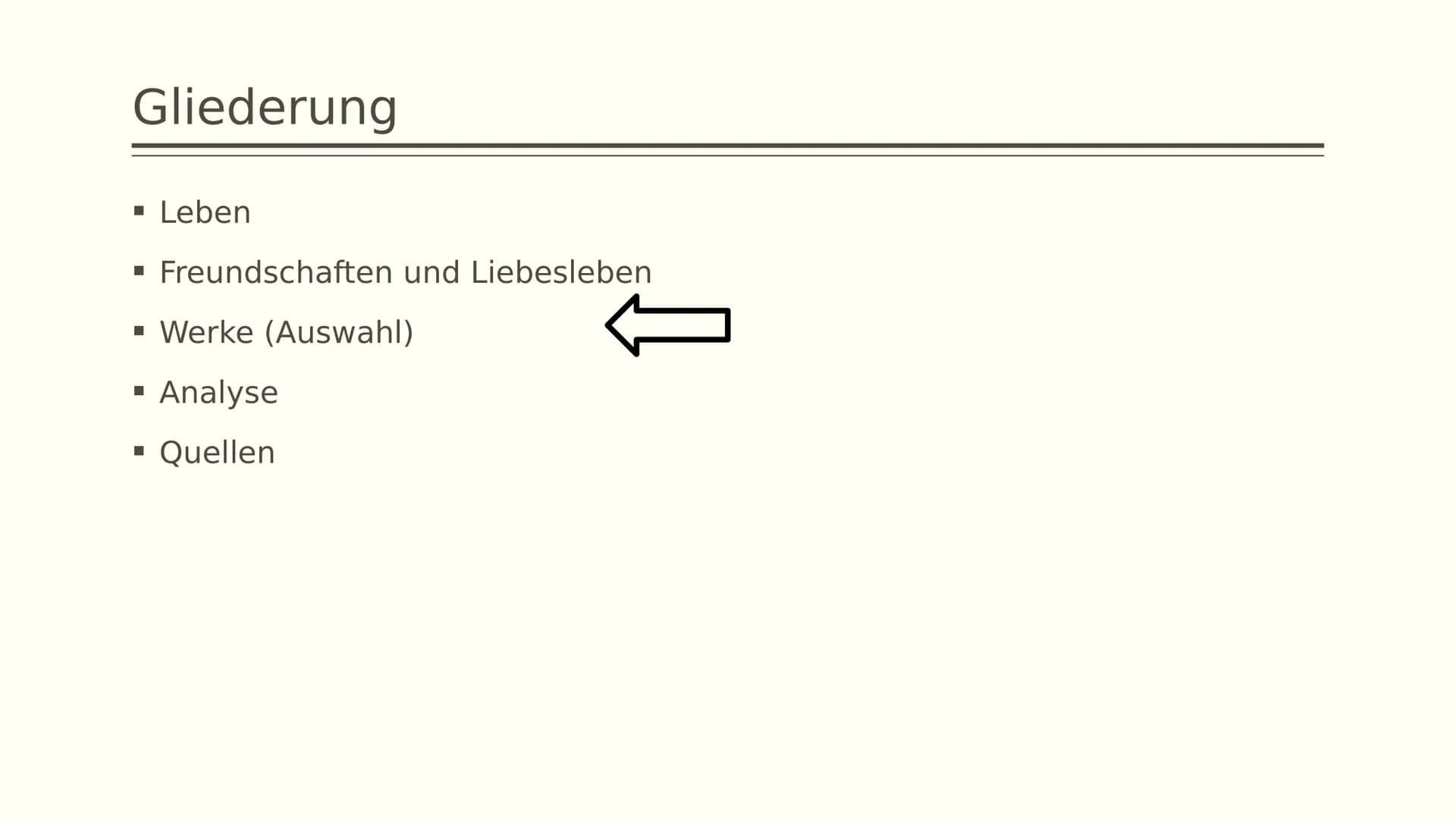# Franz Kafka
## Leben
- *3. Juli 1883 in Prag, Österreich-Ungarn
- Eltern: Hermann und Julie Kafka
- Jüdische Kaufmannsfamilie