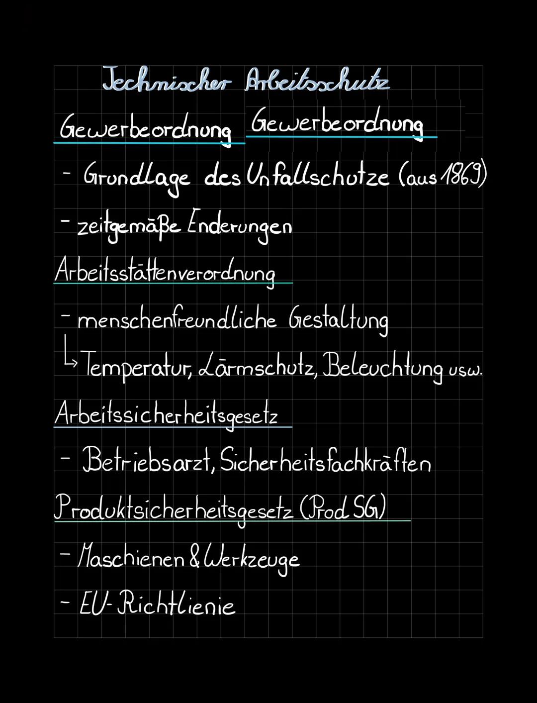 duale Berufsausbildung
Betrieb Berufsschule
• Fachpraxis • Algemeinbildung
• Jachtheorie • Jachtheorie
Fachpraxis
Ende Ende↓
Kammerprü