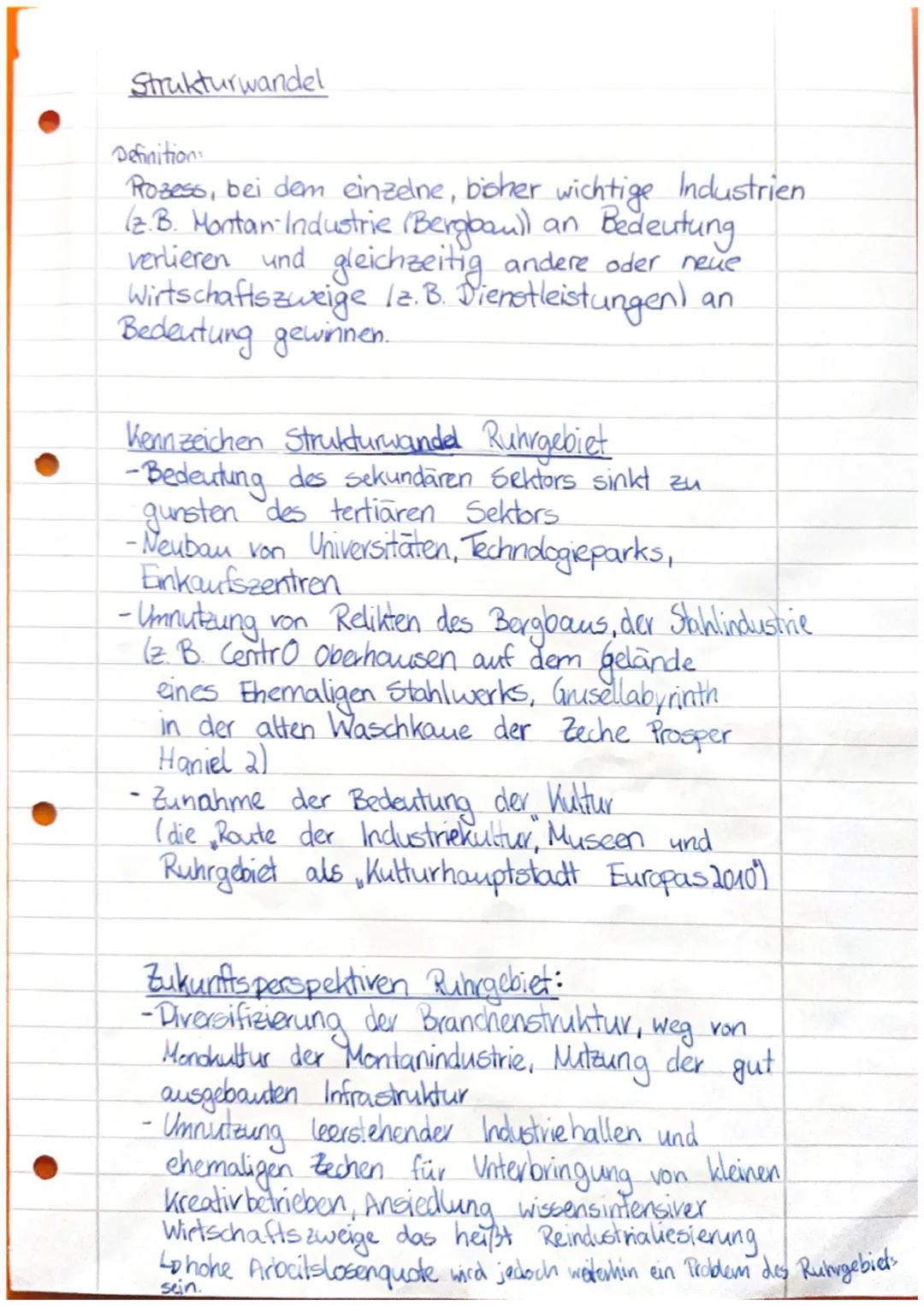 Ruhrgebiet
-Lage: -Begrenzt
von Lippe, Rhein, Ruhr und Emscher
-51,5°N Breite, 7° ö Länge.
-Fläche über 4900 km²
Einwohner: 5,2 Mio
- heute;